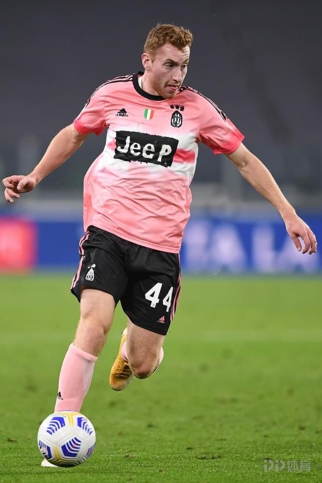  尤文图斯最新签下谁了 